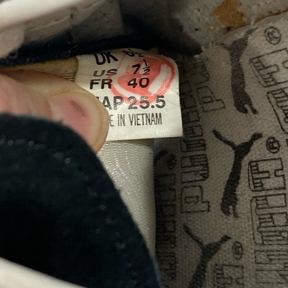 Puma Clydes - Picture 5 of 5